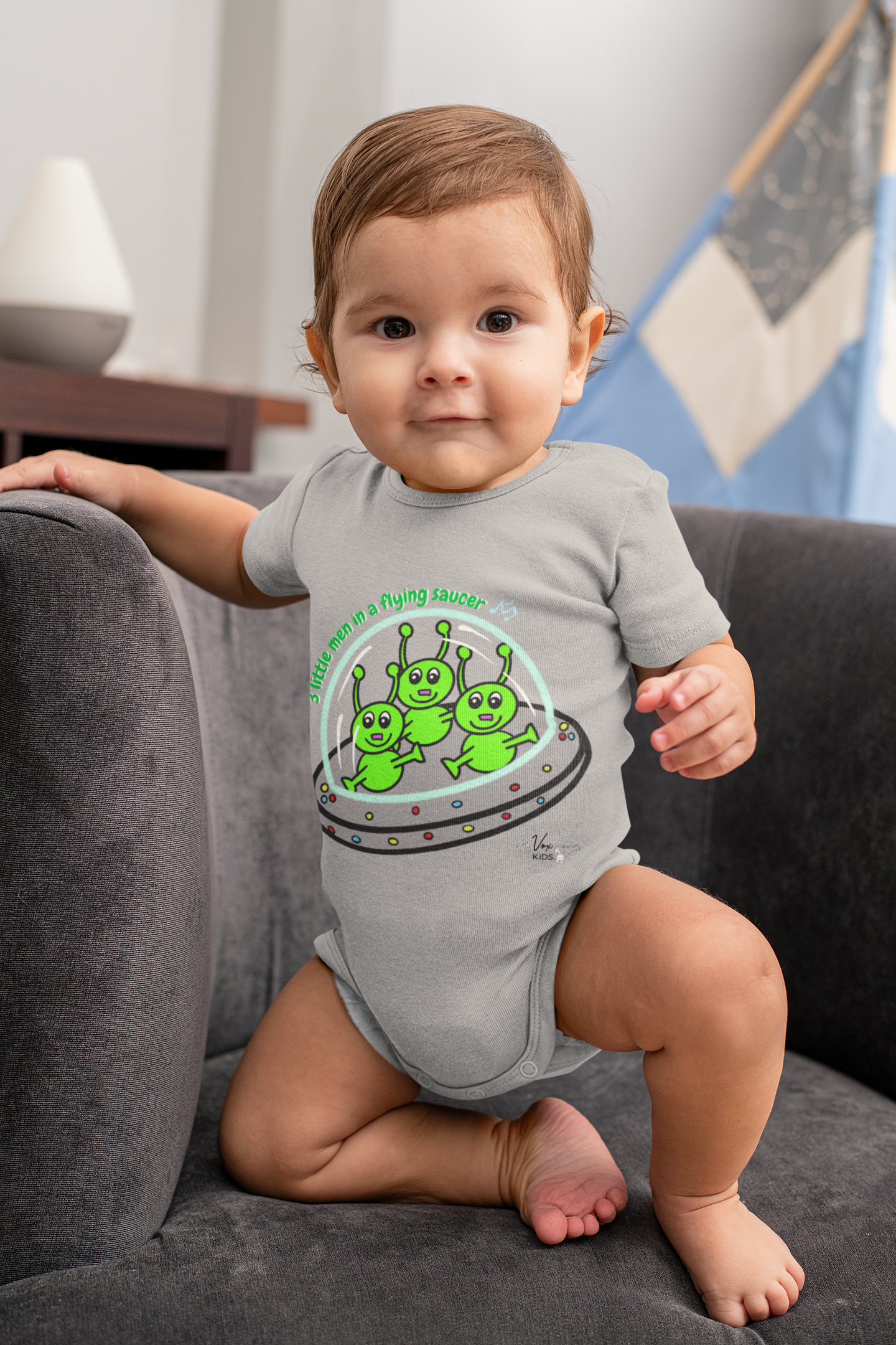 UFO Baby bodysuit, Cute Aliens baby & toddler Onesies, clothes for girls, boys, gender neutral gifts for baby showers, birthdays, Christmas